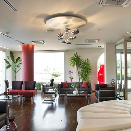 Jazz Hotel Олбия Интериор снимка