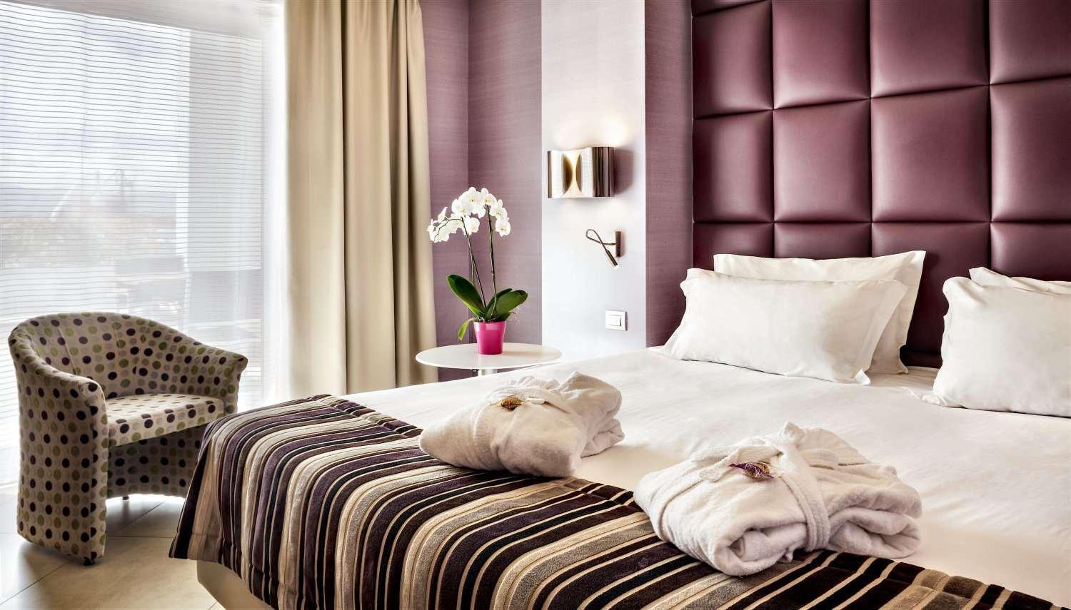 Jazz Hotel Олбия Екстериор снимка