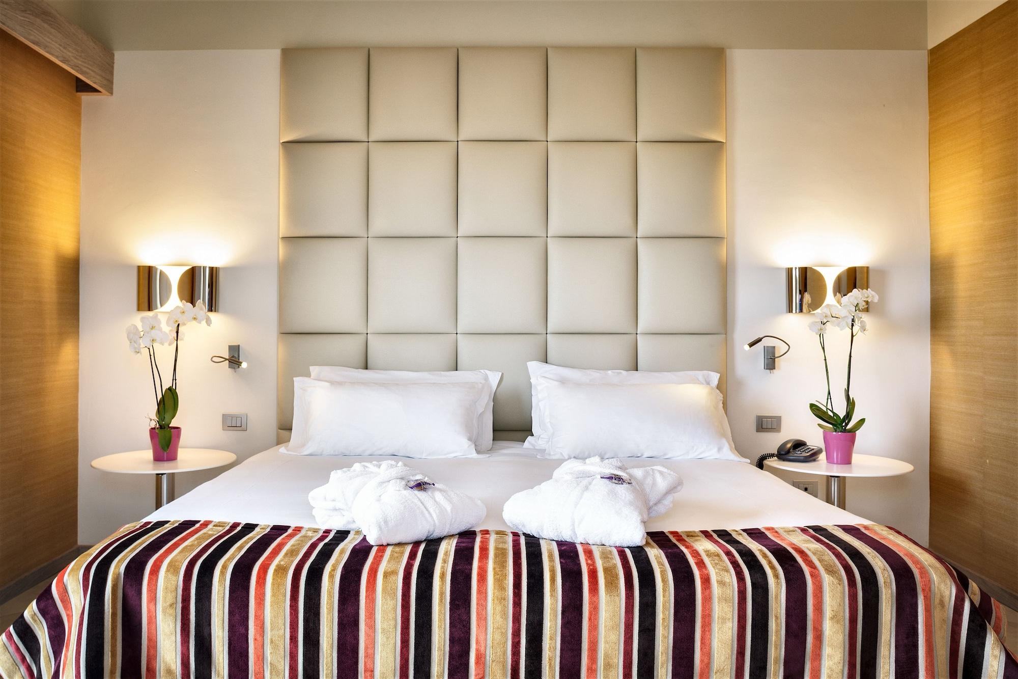 Jazz Hotel Олбия Екстериор снимка