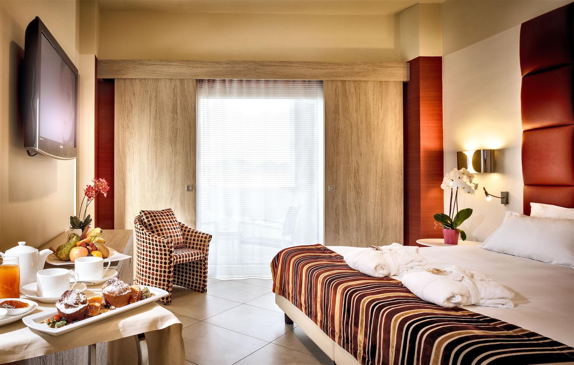 Jazz Hotel Олбия Екстериор снимка