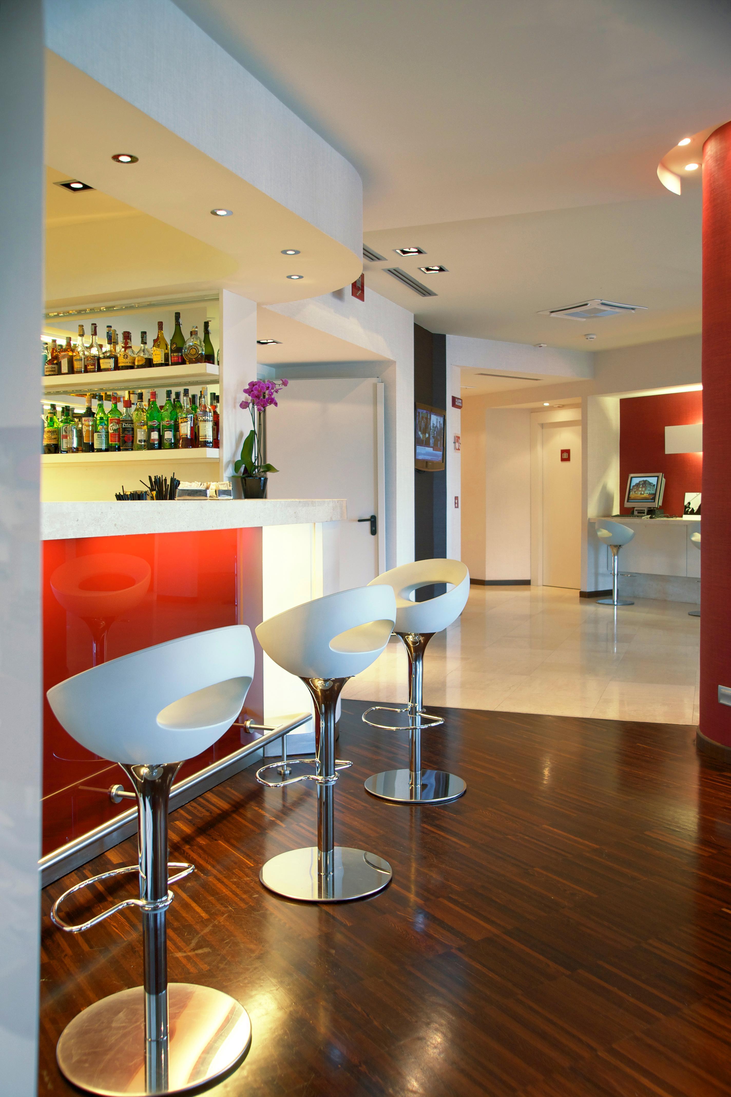 Jazz Hotel Олбия Екстериор снимка