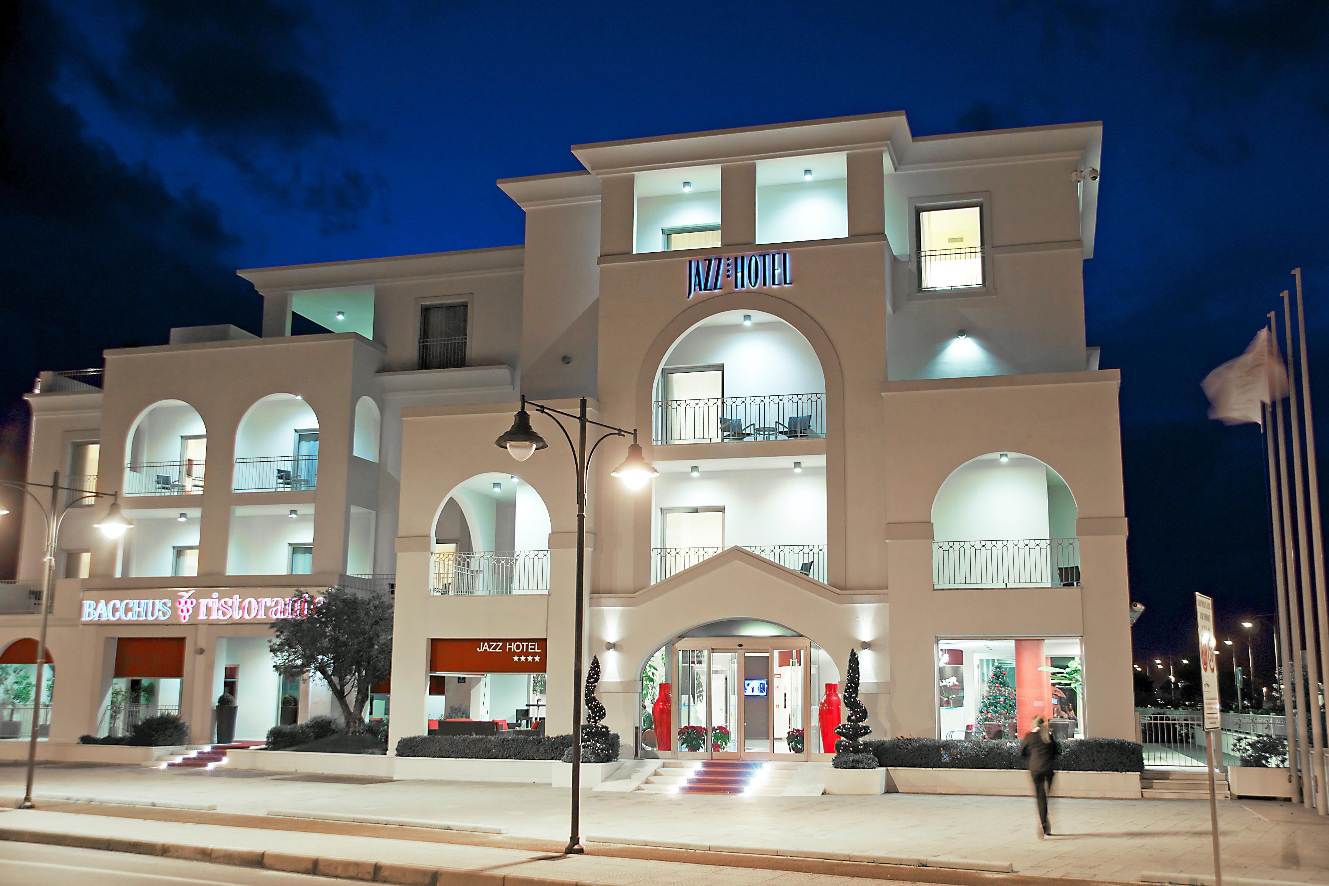 Jazz Hotel Олбия Екстериор снимка