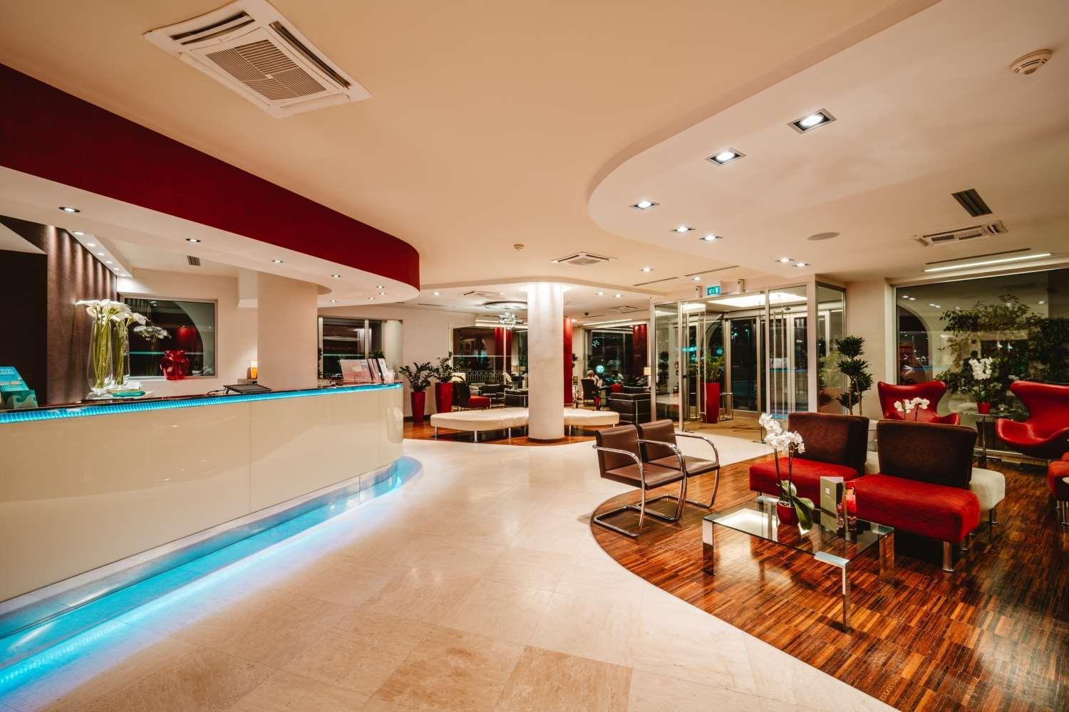 Jazz Hotel Олбия Екстериор снимка